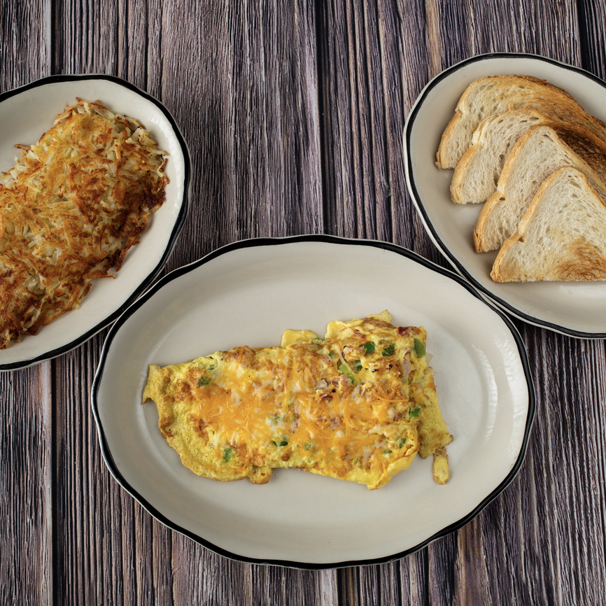 CLASSIC DENVER OMELETTE
