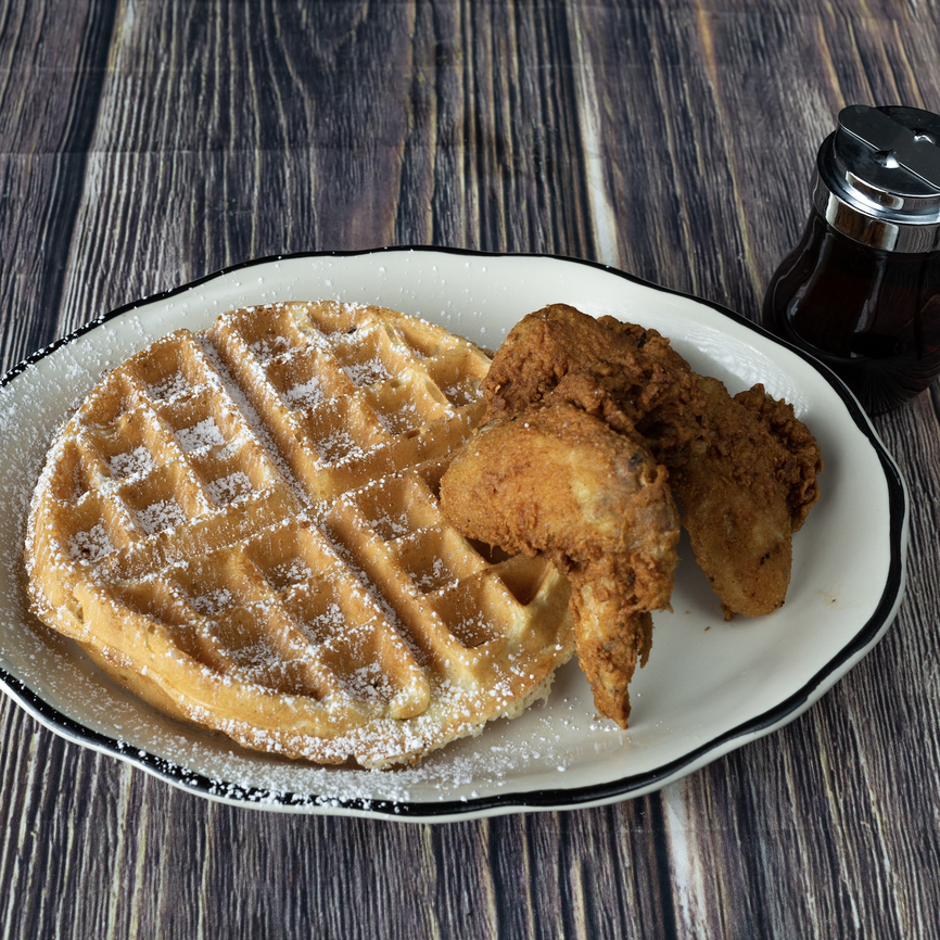 BROASTER CHICKEN WINGS & WAFFLES